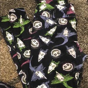 Lularoe Nightmare Before Christmas Leggings TC